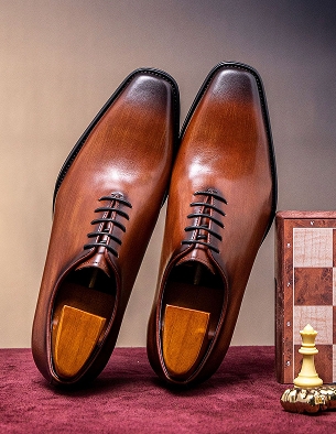 BỘ SƯU TẬP GIÀY NAM 2025