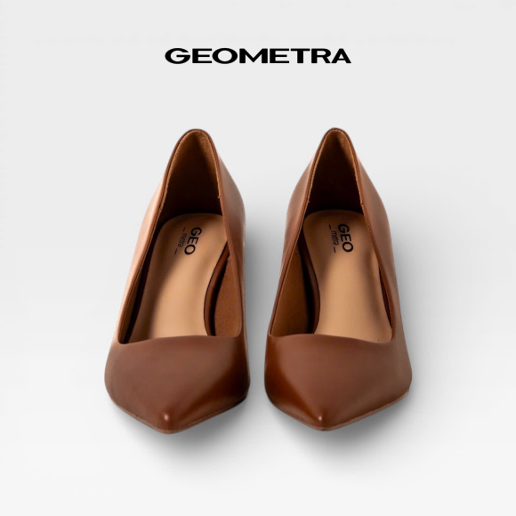 Giày cao gót bít mũi nhọn Raven Camellia