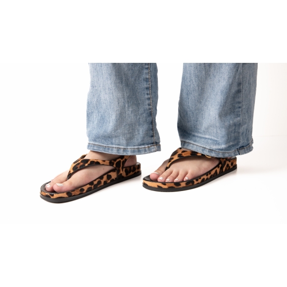 Sandals xỏ ngón Leopard Stride